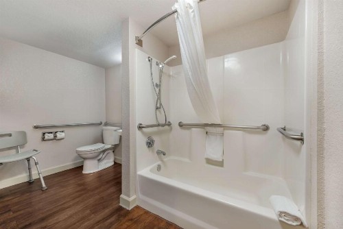 Best Western Plus Peak Vista Inn & Suites - image 44