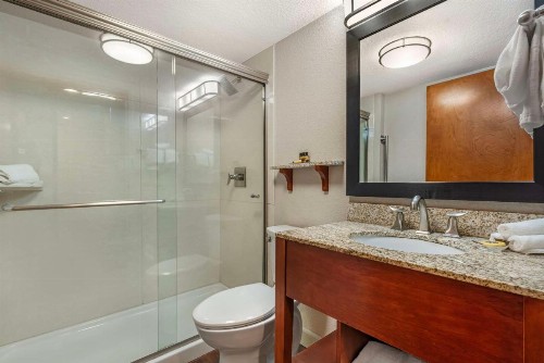 Best Western Plus Peak Vista Inn & Suites - image 47