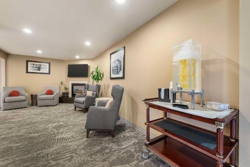 Best Western Executive Inn & Suites - image 21