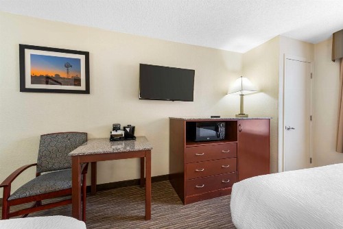 Best Western Executive Inn & Suites - image 24