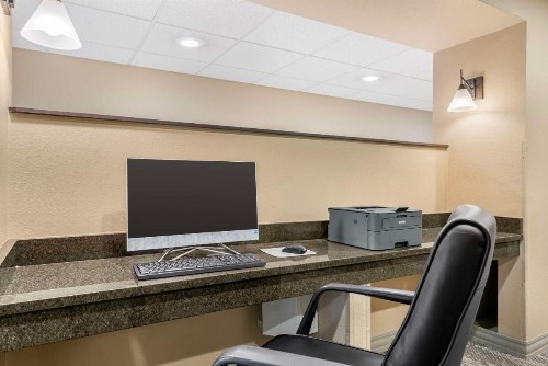 Best Western Executive Inn & Suites - image 26
