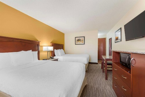 Best Western Executive Inn & Suites - image 50