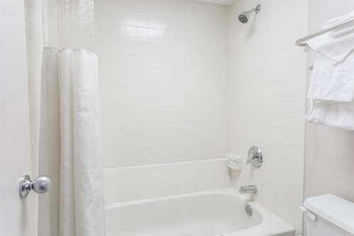 Motel 6-Colorado Springs CO - Air Force Academy - image 3