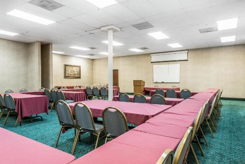 Baymont by Wyndham Colorado Springs - image 38