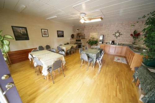 Rainbow Lodge and Inn - image 28