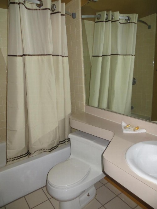 Days Inn by Wyndham Colorado Springs/Garden of the Gods - image 32
