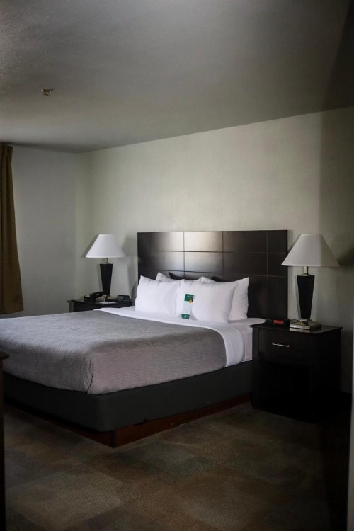Quality Inn Colorado Springs Airport - image 10