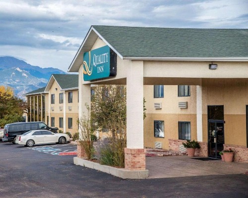 Quality Inn Colorado Springs Airport - image 2
