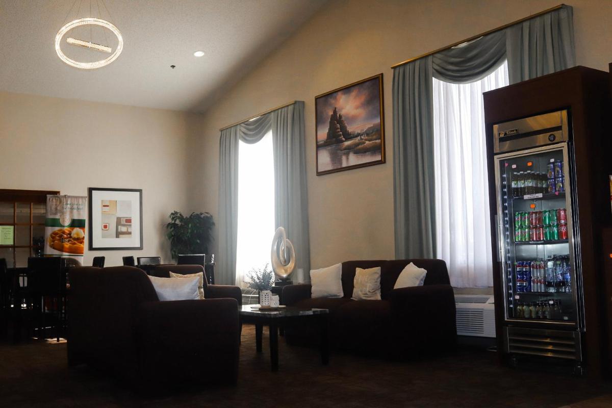 Quality Inn Colorado Springs Airport - image 7