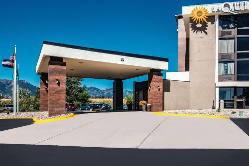 La Quinta by Wyndham Colorado Springs North - image 12