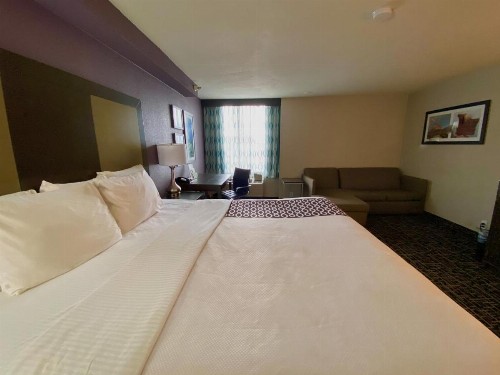 La Quinta by Wyndham Colorado Springs North - image 28