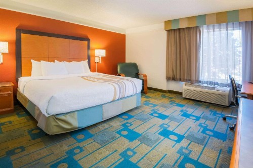 La Quinta by Wyndham Colorado Springs South AP - image 45
