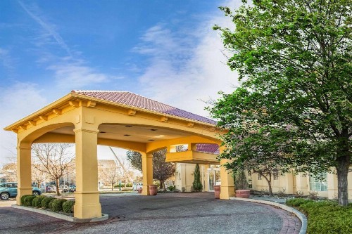 La Quinta by Wyndham Colorado Springs South AP - image 6