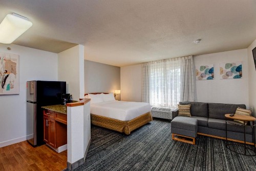 TownePlace Suites Colorado Springs - image 15