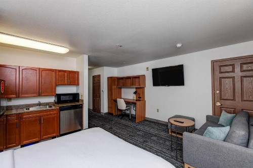 TownePlace Suites Colorado Springs - image 17