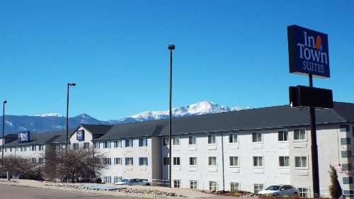 InTown Suites Extended Stay Colorado Springs - image 9
