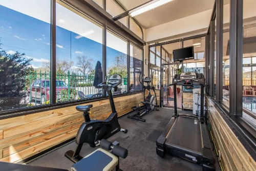 Quality Inn South Colorado Springs - image 13