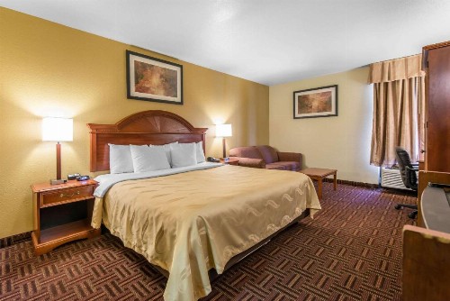 Quality Inn South Colorado Springs - image 16