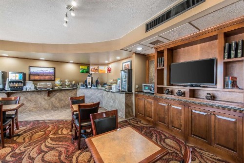 Quality Inn South Colorado Springs - image 26