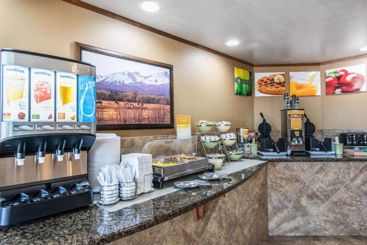 Quality Inn South Colorado Springs - image 6