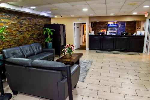Rodeway Inn Central Colorado Springs - image 33