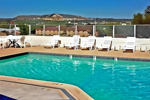 Motel 6-Colorado Springs CO - image 2
