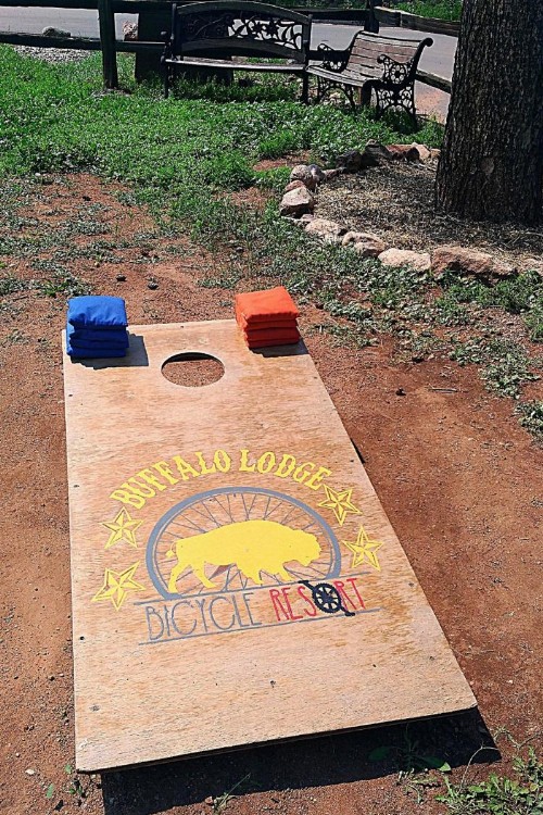 Buffalo Lodge Bicycle Resort - Amazing access to local trails & the Garden - image 43