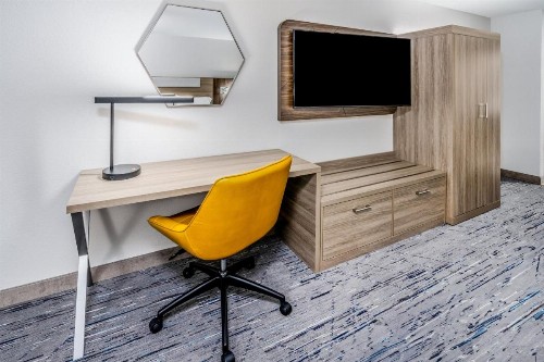 Holiday Inn Express - Colorado Springs - First & Main an IHG Hotel - image 16