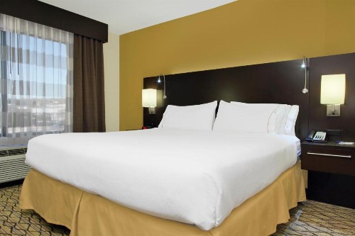 Holiday Inn Express - Colorado Springs - First & Main an IHG Hotel - image 23