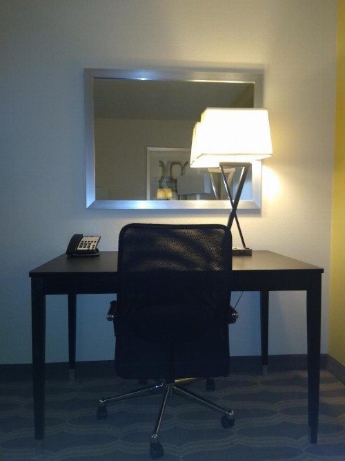 Holiday Inn Express Hotel & Suites Colorado Springs Downtown Central an IHG Hotel - image 11