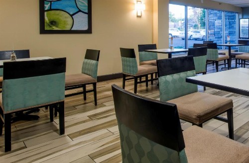 Holiday Inn Express Hotel & Suites Colorado Springs Downtown Central an IHG Hotel - image 37
