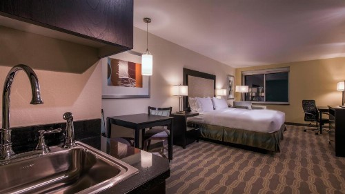 Holiday Inn Express Hotel & Suites Colorado Springs Downtown Central an IHG Hotel - image 43