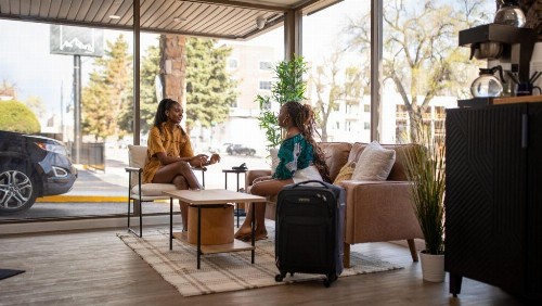 Traveler's Uptown Motel - image 4