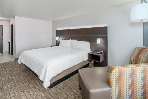 Holiday Inn Express & Suites - Colorado Springs AFA Northgate an IHG Hotel - image 12