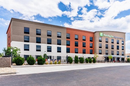 Holiday Inn Express & Suites - Colorado Springs AFA Northgate an IHG Hotel - image 13