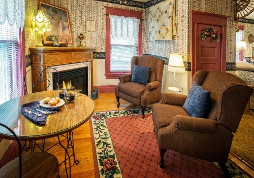 Holden House 1902 Bed & Breakfast Inn - image 27