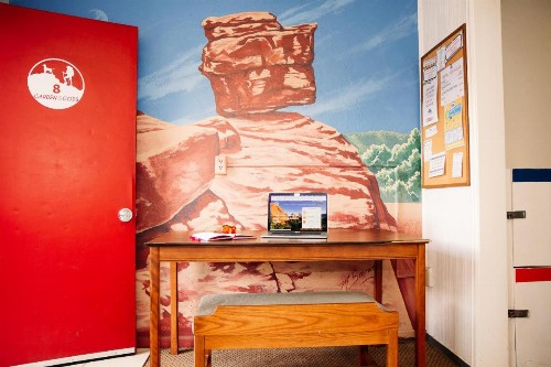 ColoRADo Adventure Hostel - image 20