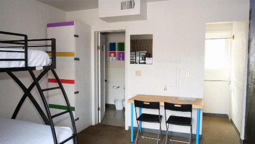ColoRADo Adventure Hostel - image 21