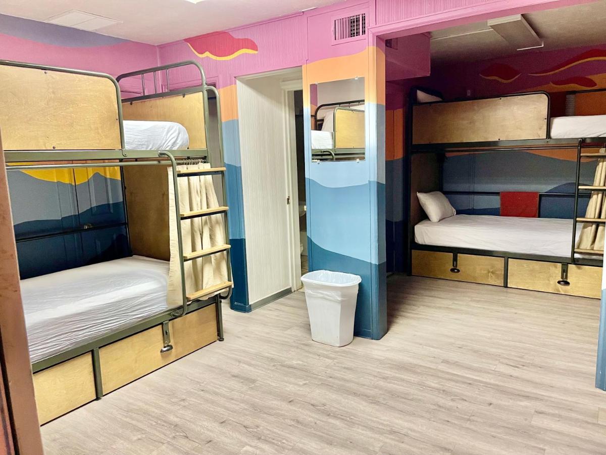 ColoRADo Adventure Hostel - image 4
