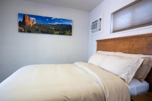 ColoRADo Adventure Hostel - image 42