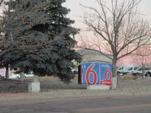 Studio 6 Colorado Springs - image 14