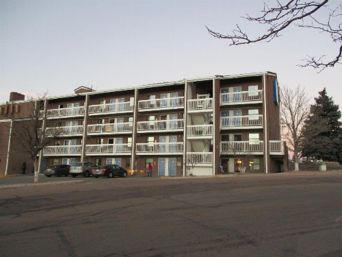 Studio 6 Colorado Springs - image 17
