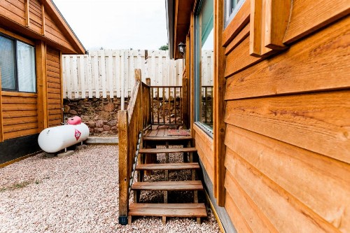 Garden of the Gods RV Resort - image 15