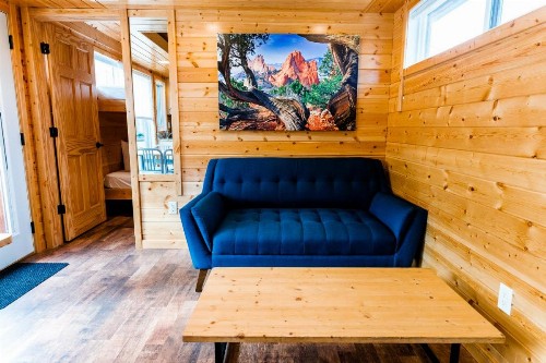 Garden of the Gods RV Resort - image 18