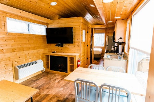 Garden of the Gods RV Resort - image 20
