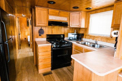 Garden of the Gods RV Resort - image 41