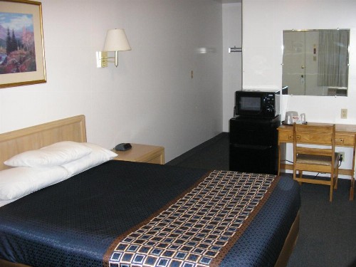 Mecca Motel - image 22
