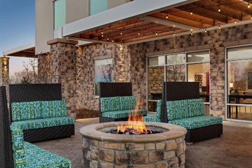 Home2 Suites By Hilton Colorado Springs South Co - image 3