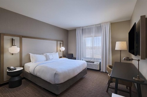Fairfield Inn & Suites by Marriott Colorado Springs East - image 14