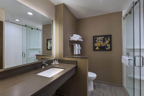 Fairfield Inn & Suites by Marriott Colorado Springs East - image 19